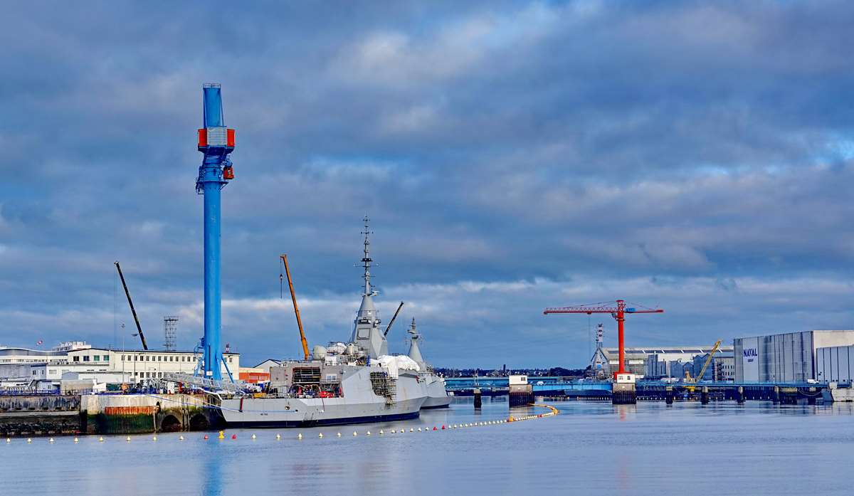 [Les ports militaires de métropole] Port de LORIENT - TOME 2 - Page 8 _co35031