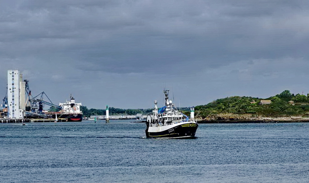 [Vie des ports] LE PORT DE LORIENT VOLUME 005 - Page 8 _co47355