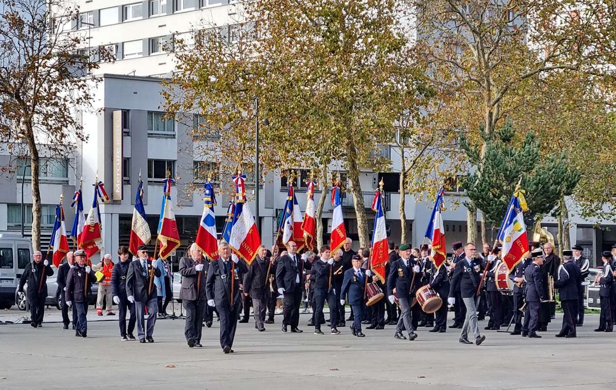 [ Histoires et histoire ] Cérémonie du 11 novembre - Page 10 _cop9888