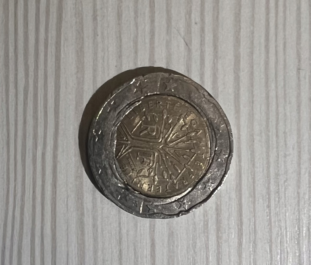 AYUDA MONEDA 2€ RARA 82bfc210