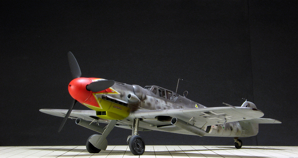 Bf.109G-6 - "Floral" Messerschmitt. Img_7111