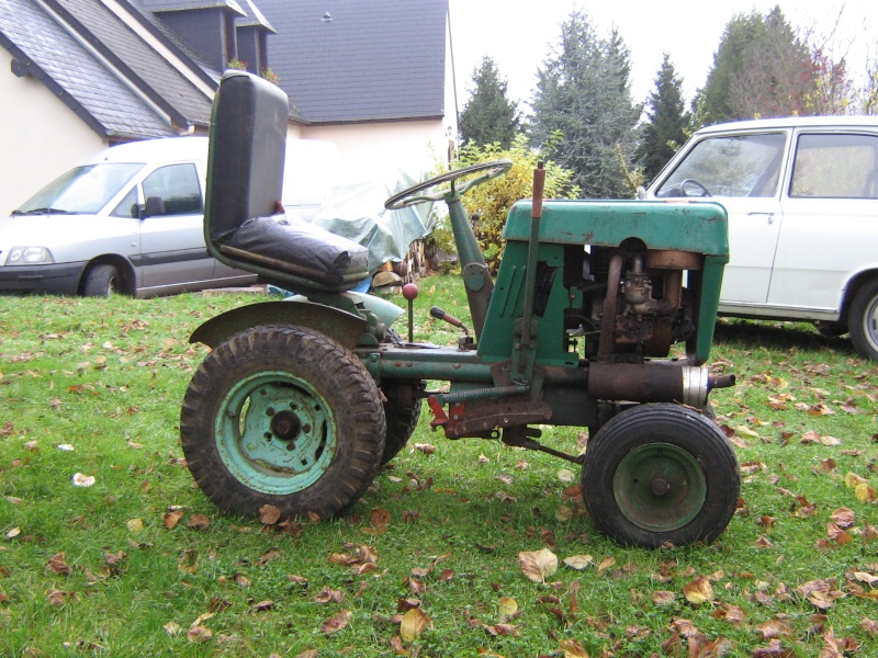 Qui peut m'aider à identifier ce veux tracteur tondeuse vert Tracte11