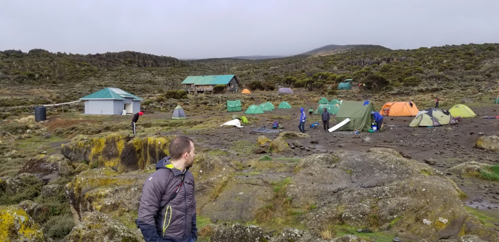 Montée du Kilimanjaro ^5895m 20181232