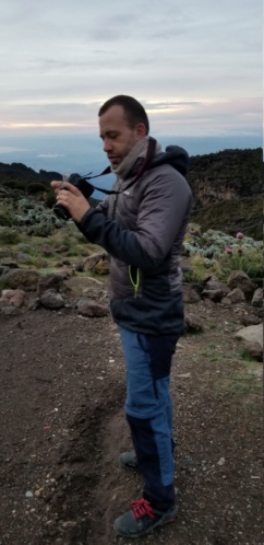 Montée du Kilimanjaro ^5895m 20181245