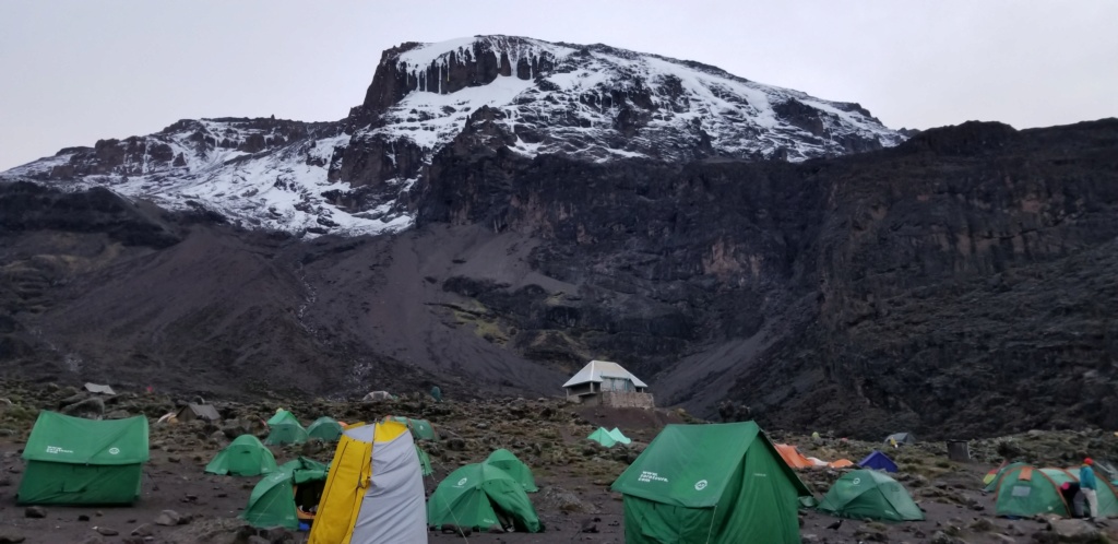 Montée du Kilimanjaro ^5895m 20181247