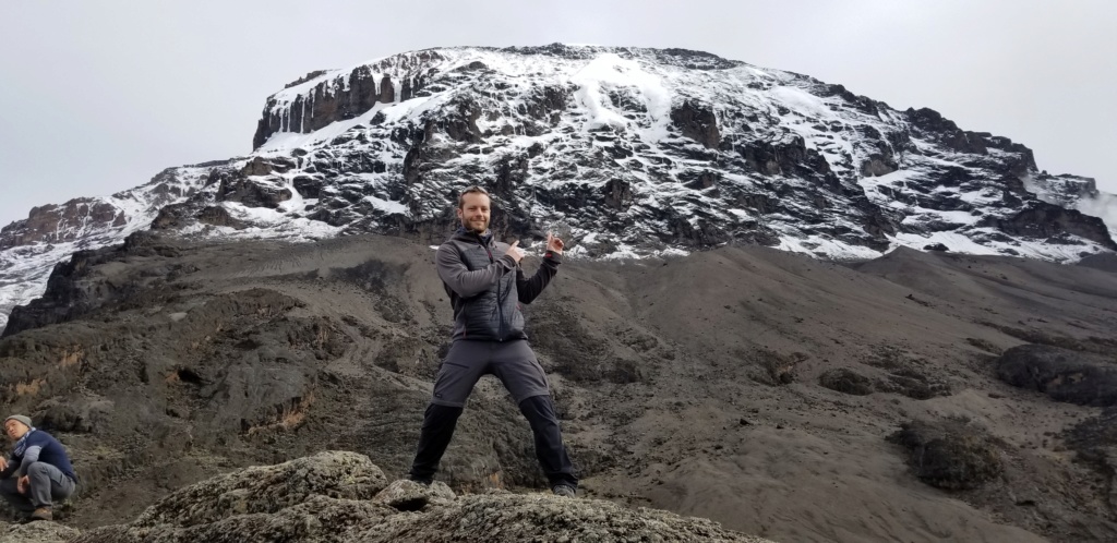 Montée du Kilimanjaro ^5895m 20181251