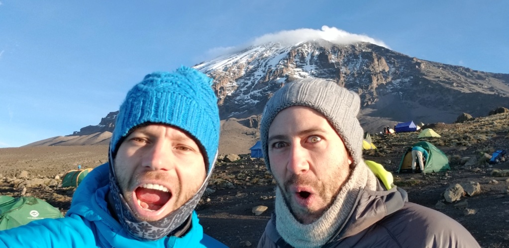 Montée du Kilimanjaro ^5895m 20181261