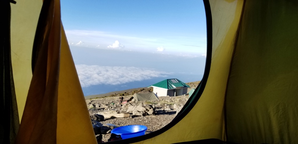 Montée du Kilimanjaro ^5895m 20181263