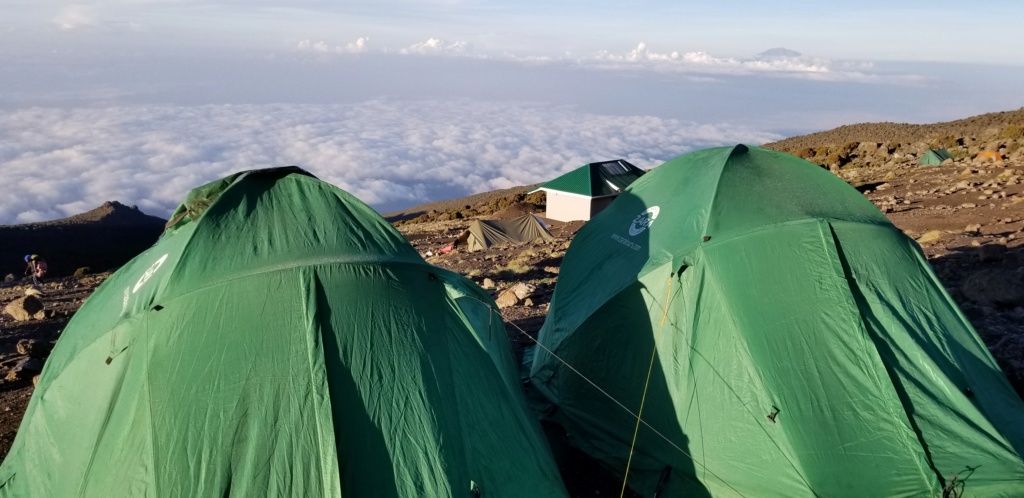 Montée du Kilimanjaro ^5895m 20181264