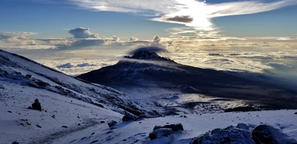 Montée du Kilimanjaro ^5895m 20181279