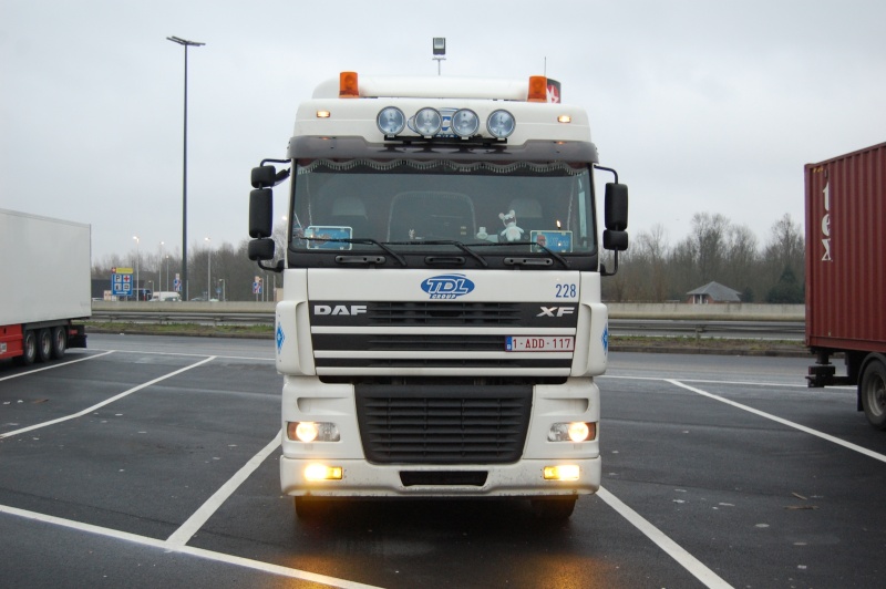 Les miens! ==> Scania R420 - Page 8 01414