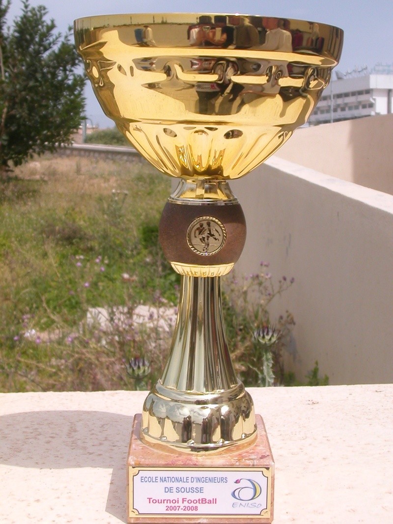 le premier tournoi de football a l'ENISo Dscn2211