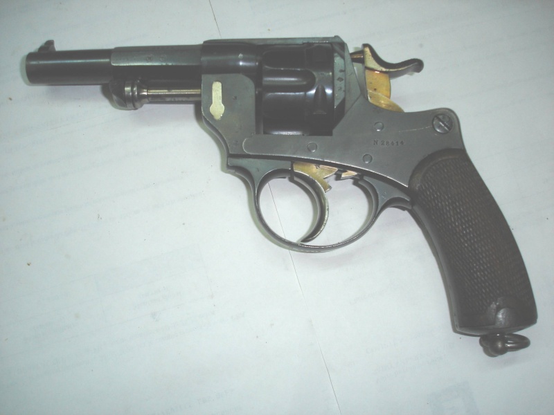 Marquage "CINEMA" sur un revolver 1874 Dsc05312