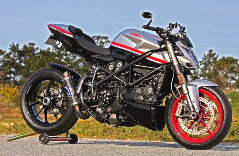 Ducati 848 Streetfighter 2012... Big_du10