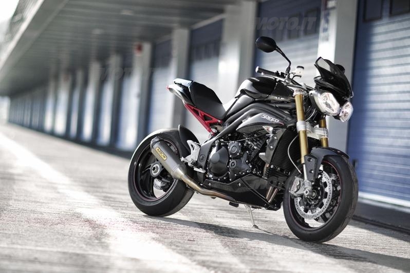 Triumph 1050 Speed triple - Page 3 My201110