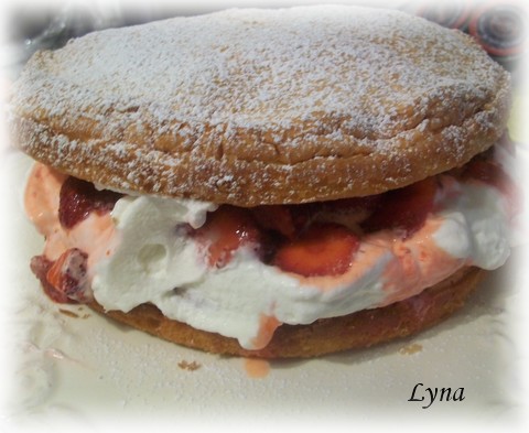 Gâteau meringué aux fraises Gateau10