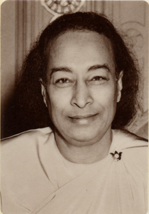 I am in all places ~ Paramahansa Yogananda Yogana11