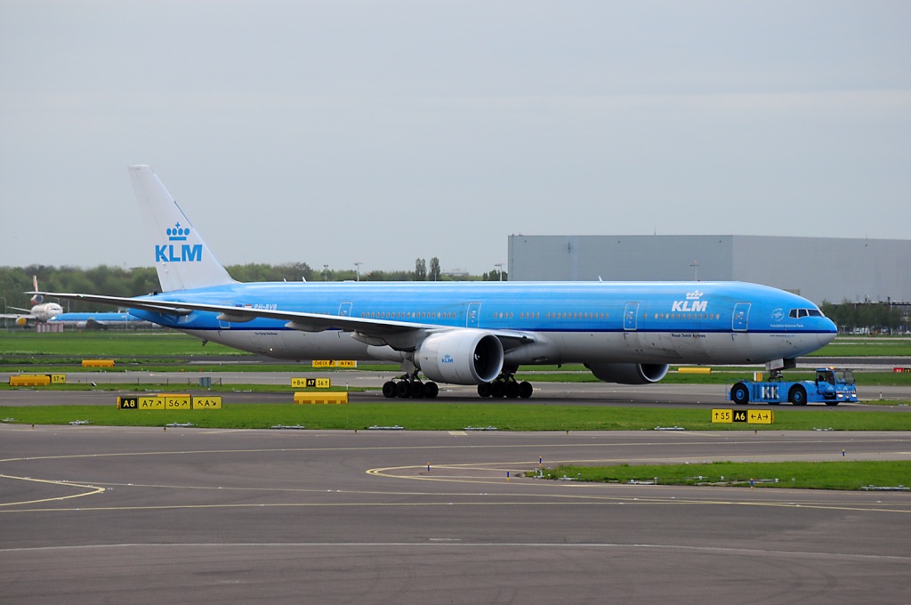 Amsterdam - Schiphol (AMS / EHAM) - Pagina 10 Ph-bvb10