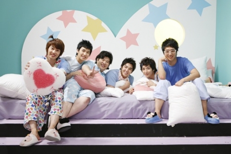 Who wants a pajama party with Super Junior? 20080810