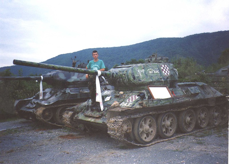 T-34/85 Guerre des Balkans. 0_689211