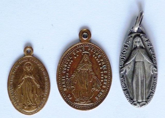 Medalla no autorizada de la Virgen Milagrosa, 1839 P1040610
