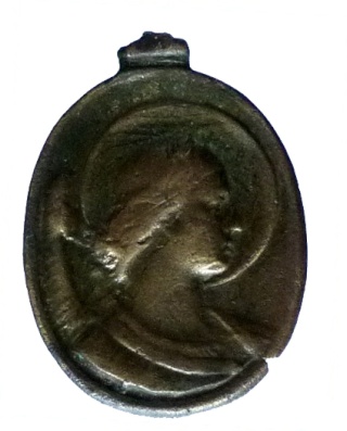 Medalla Arcángel S. Gabriel / Virgen coronada, s. XVII (FSV.56) P1050913