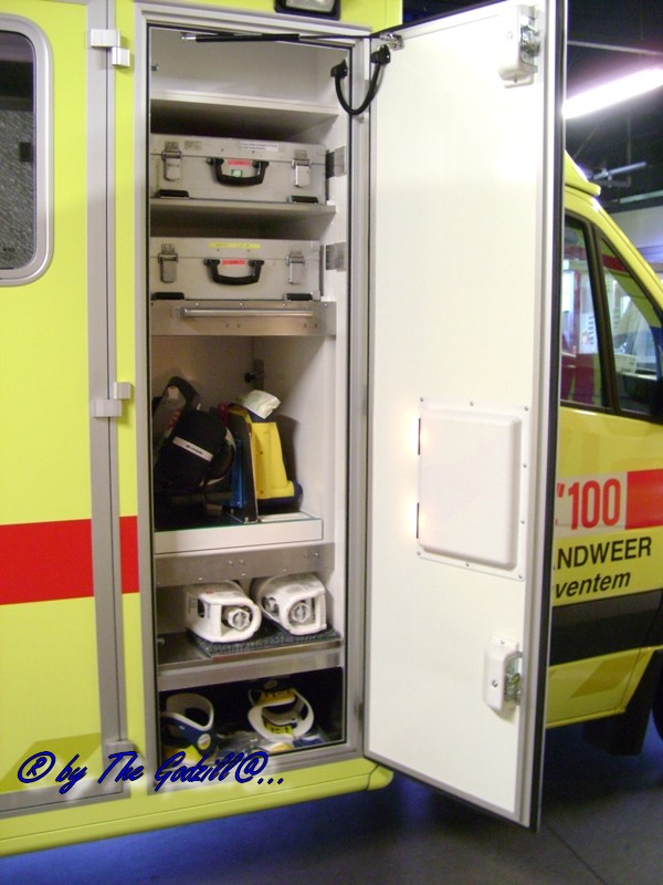 Nouvelle ambulance pour Zaventem Dsc00214