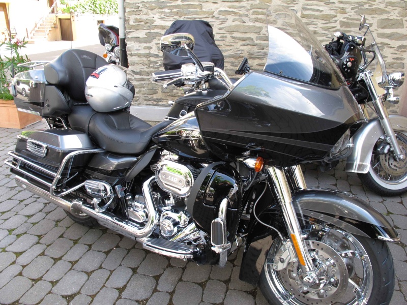 ROAD GLIDE uniquement - Page 6 Img_0611