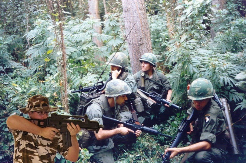 Se presenta el soldado Frantoro Vietna10