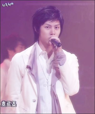 Kim Hee Chul - Super Junior 27094210