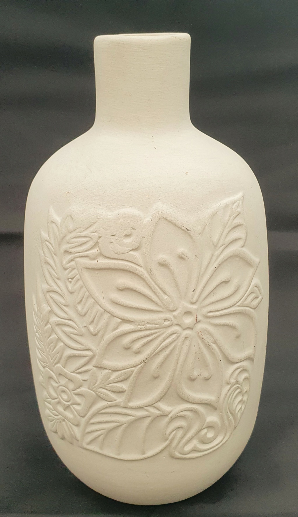 vase - Bottle Vase with Leaf & Maori Motif Bottle 250mm  20220812