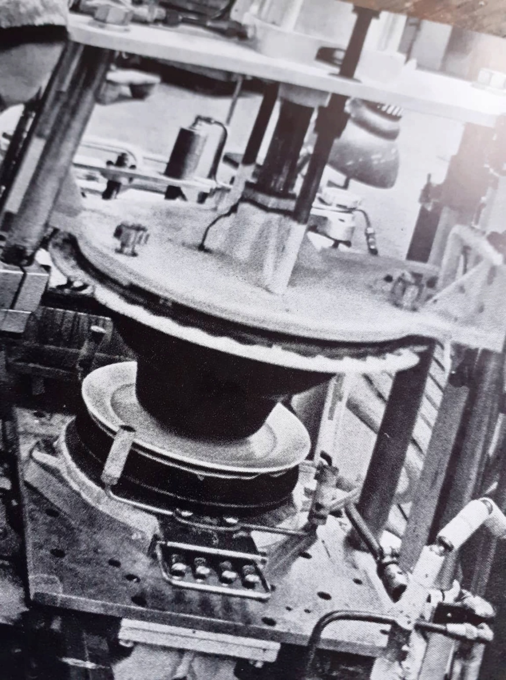 Photo of the Murray Curvex Machine in operation! Cl310