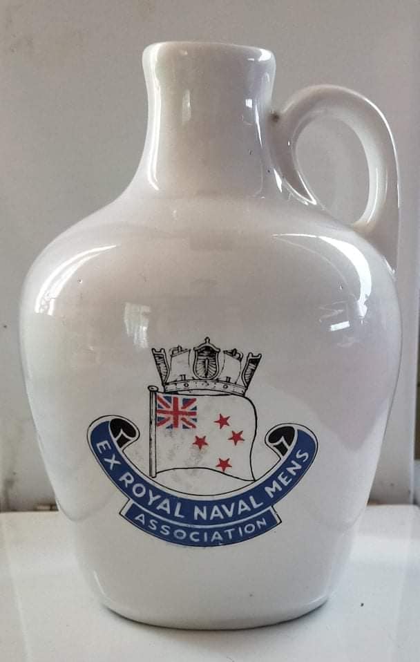 Ex Royal Naval Mens Association Bottle Ex_roy11