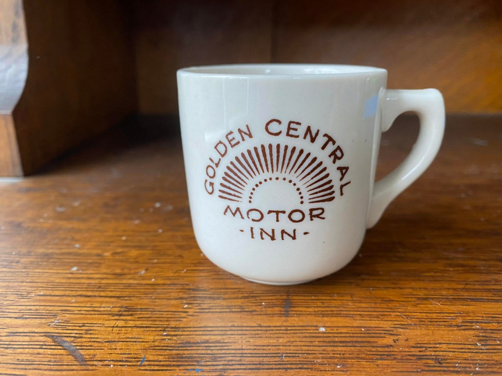 Golden Central Motor Inn Demitasse Golden12