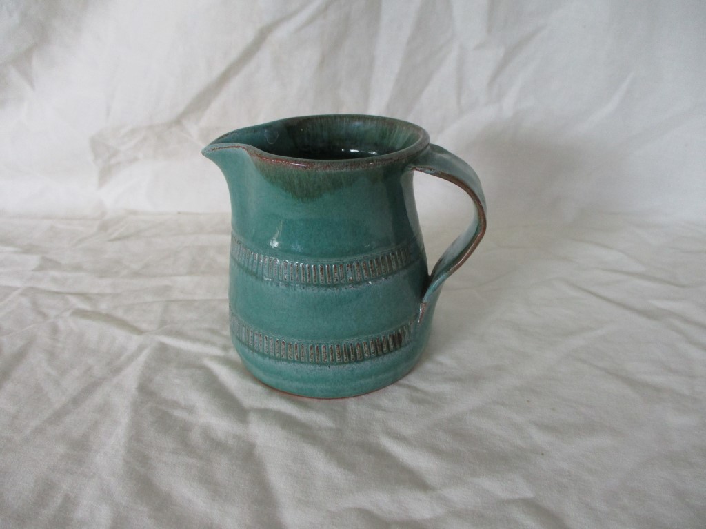Is this jug possibly made by Margaret Crowe? Margar10