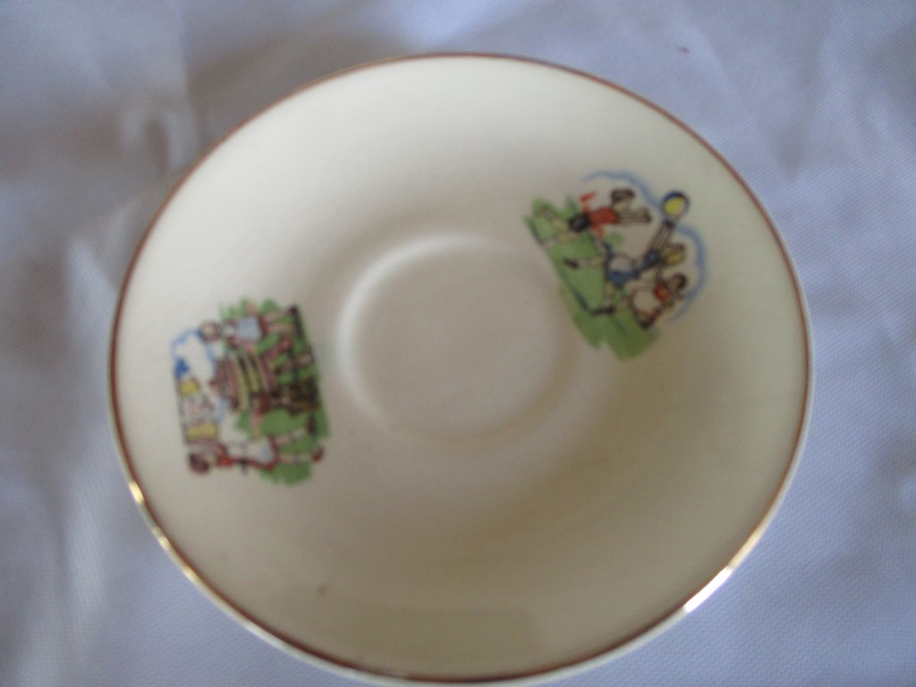 Old childrens saucer Mugs_a12