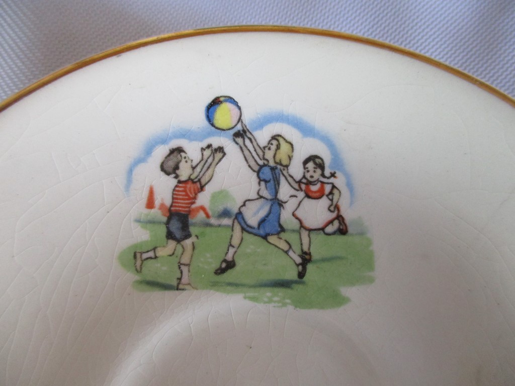 Old childrens saucer Mugs_a14