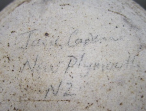 Mystery mark on Vase - New Plymouth New_pl10