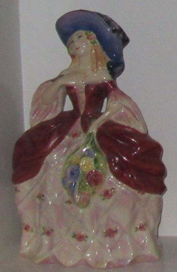 A Victorian Lady Figurine from the collection of Manos Titian10