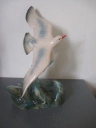 Flying Seagull with head up Titian36