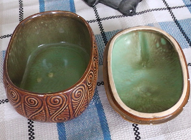 New Shape Wharetana Ware Lidded Box Wharet11