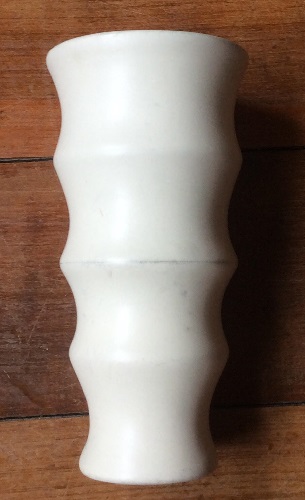 Is this white vase Crown Lynn?  No it isn't. White_15
