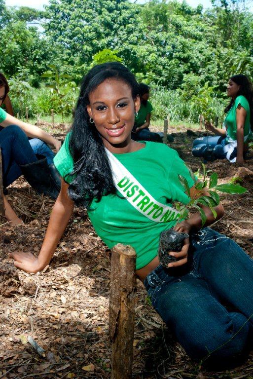 ROAD TO MISS DOMINICAN REPUBLIC EARTH 2011 30142210