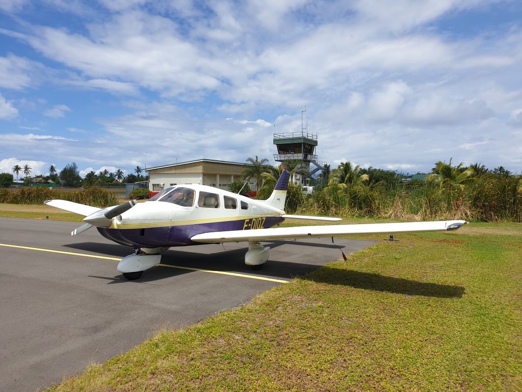 https://spotting-Tahiti-Moorea 20200910