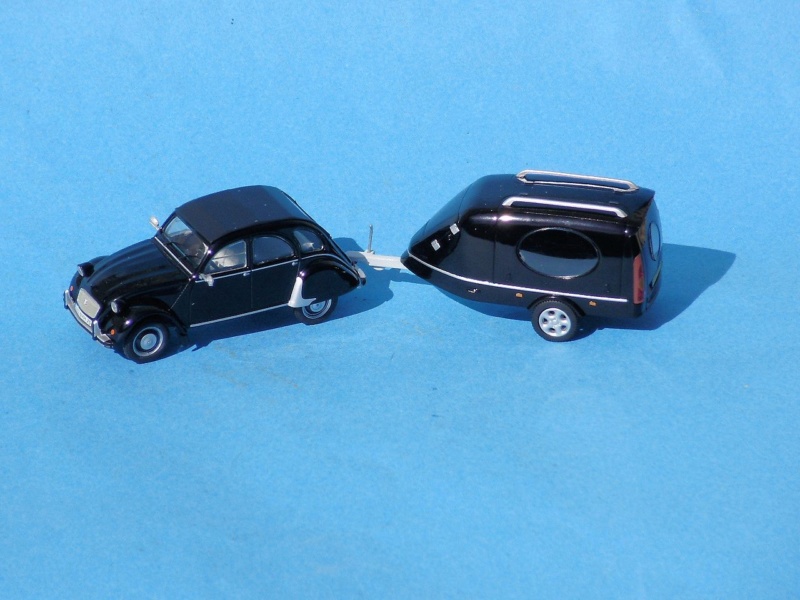 Citroën miniatures > "Véhicules des services privés" 6_doll10