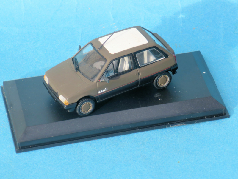 Citroën miniatures > "Les Séries Limitées"   Ax_kak16