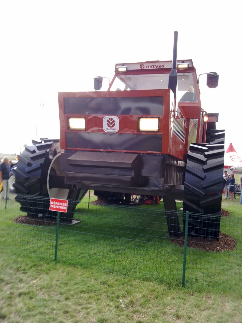 Le tracteur géant à lolo >>> 17092011