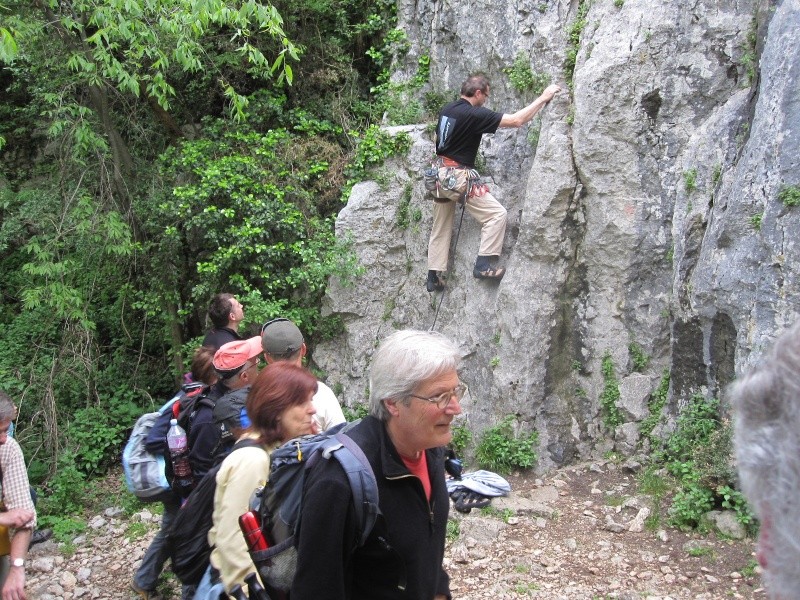 ESCURSIONE del 22/04/2012 da Volargne a Ceraino con visita dei forti Monte e Ceraino Da_vol10