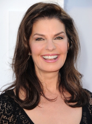 Sela Ward - Page 4 Normal35