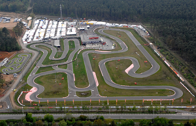 un futur rassemblement 1/5 à Genk Belgique circuit couvert ! Genk-c10
